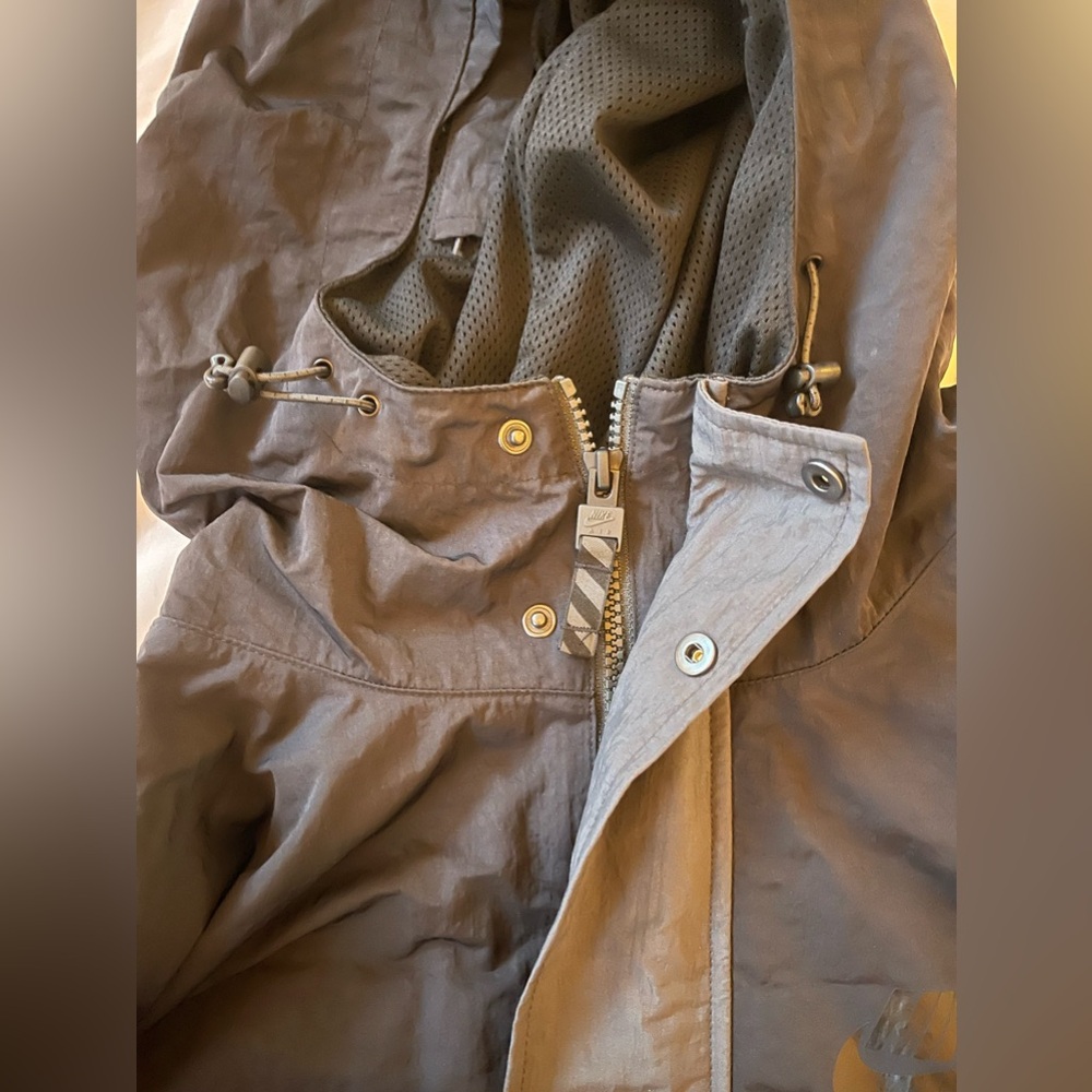 Nike Air Men’s Grey/Black Pullover - image 6